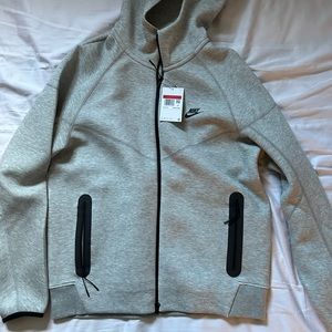 Nike Men’s Tech Fleece Size Large Brand New With Tags